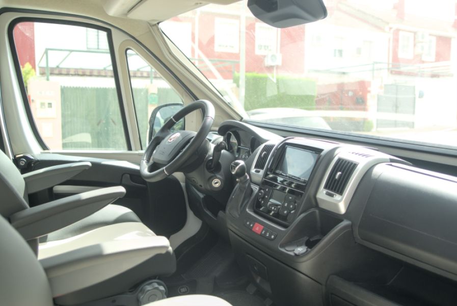 En venta Fiat Ducato Blanco 2021 Sevilla foto 6