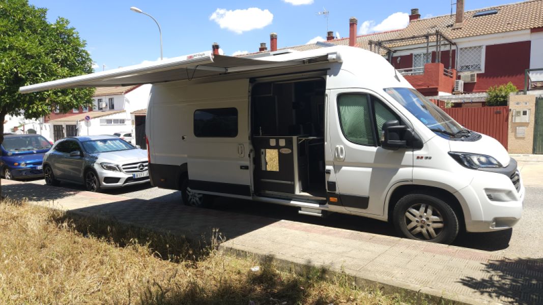 En venta Fiat Ducato Blanco 2021 Sevilla foto 9