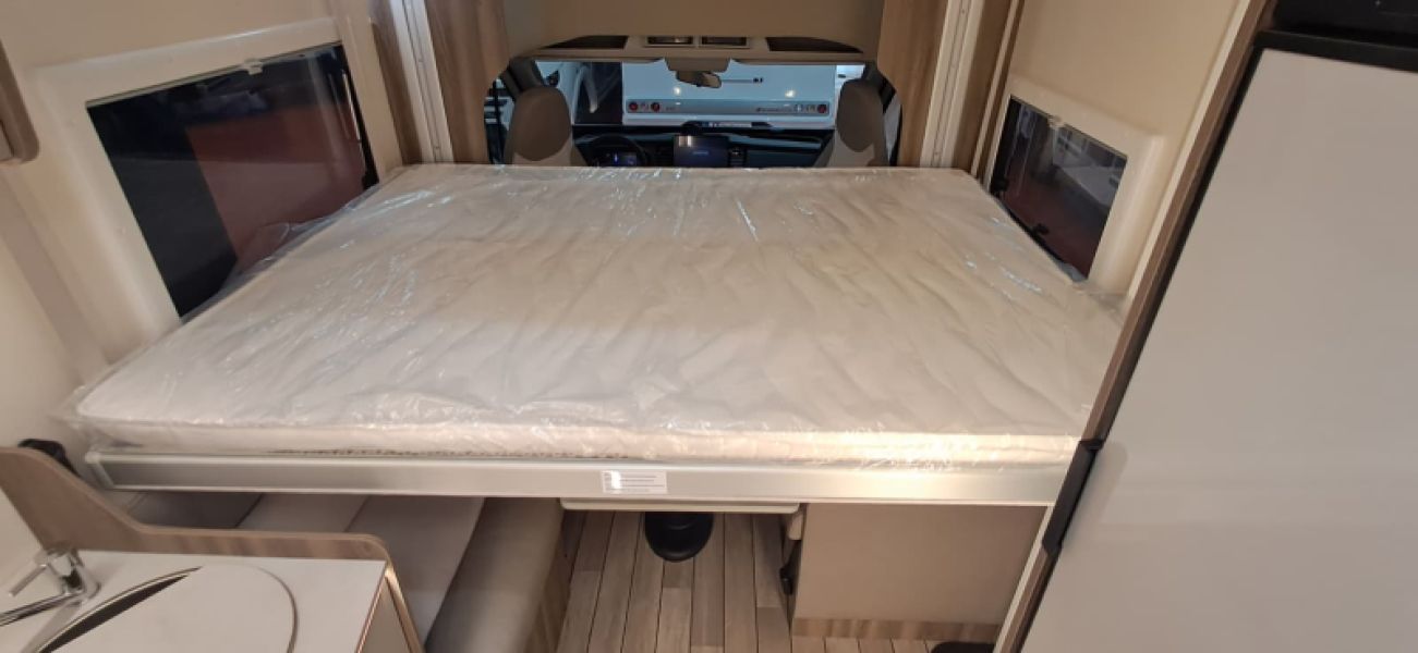 En venta Roller Team Roller Team Ford Kronos Fit 230TL 165 CV Open Air Blanco 2026 Barcelona foto 12