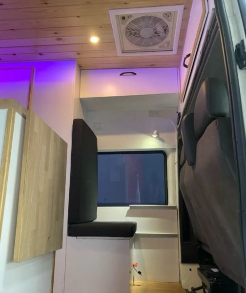 En venta Ford Transit CAMPER  Blanco 2002 Barcelona foto 2