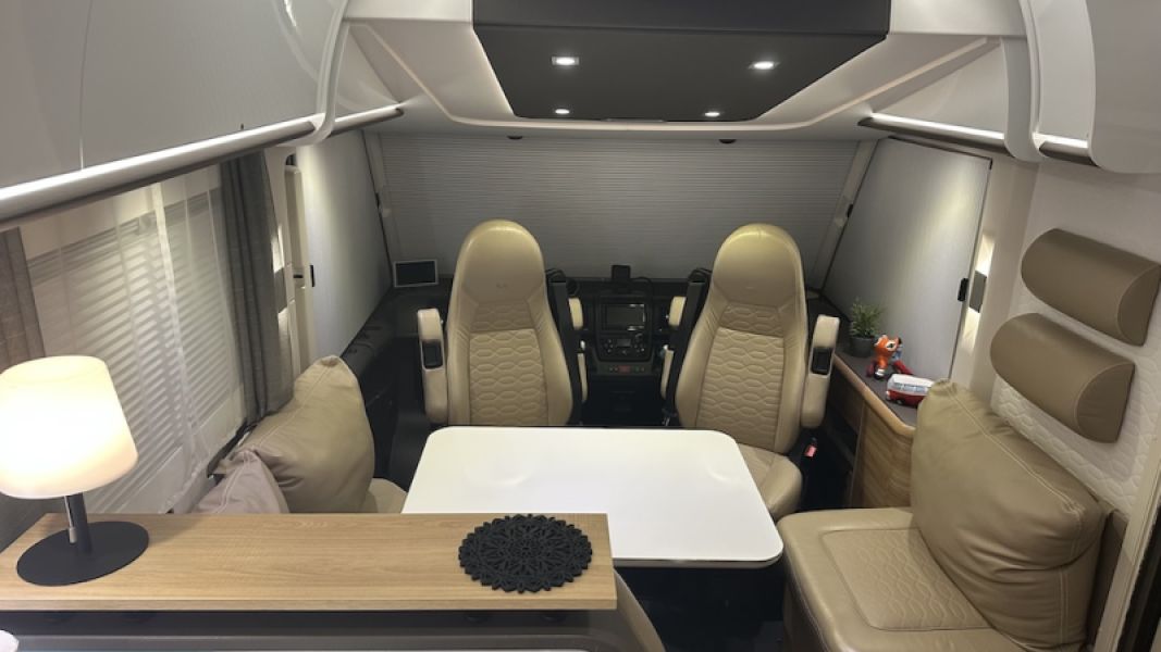 En venta Adria SONIC SUPREME 710 SL Gris 2019 Lleida foto 15