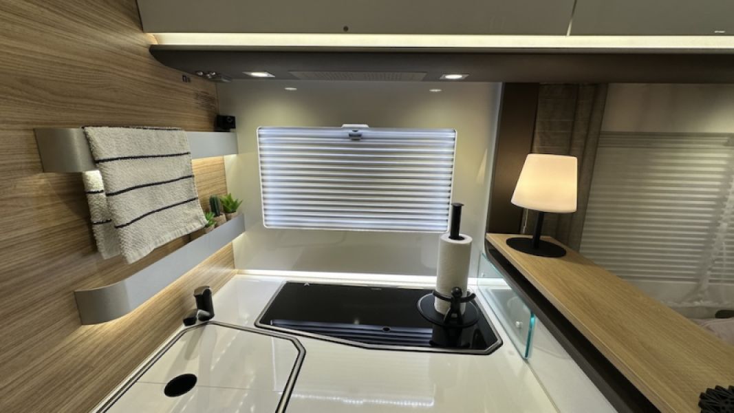 En venta Adria SONIC SUPREME 710 SL Gris 2019 Lleida foto 18