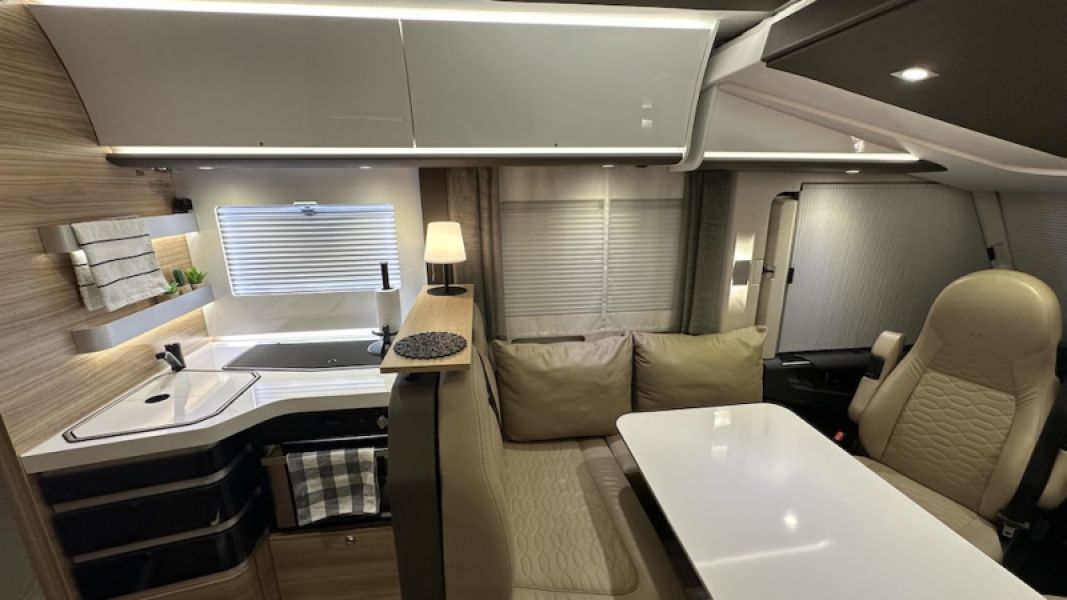En venta Adria SONIC SUPREME 710 SL Gris 2019 Lleida foto 19