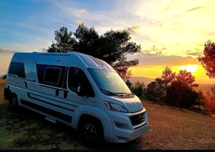 En venta Adria Twin 600 family plus Blanco 2021 Valencia foto 1