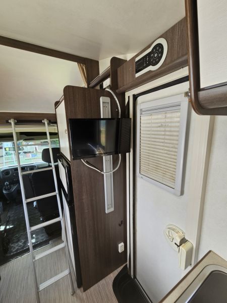 En venta Blucamp Sky 50G  Blanco 2016 Sevilla foto 9