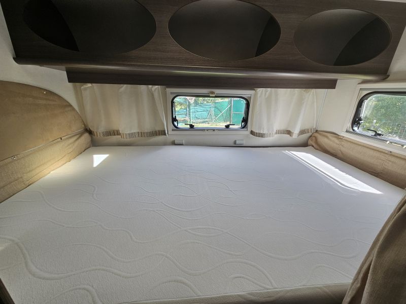 En venta Blucamp Sky 50G  Blanco 2016 Sevilla foto 19