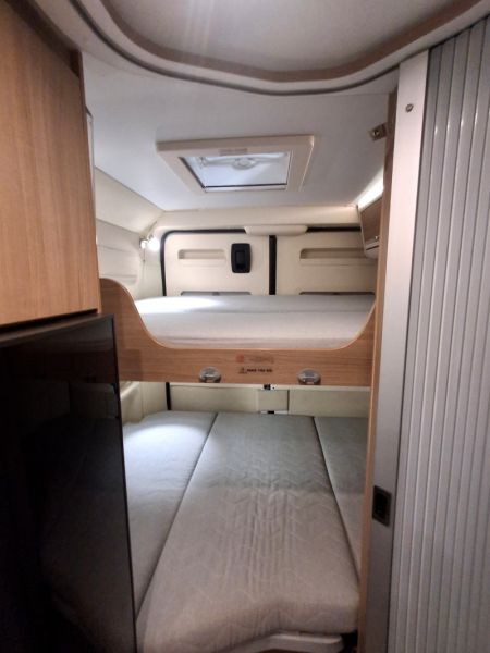 En venta Adria Twin SPT Family 600 Blanco 2019 Alicante foto 5
