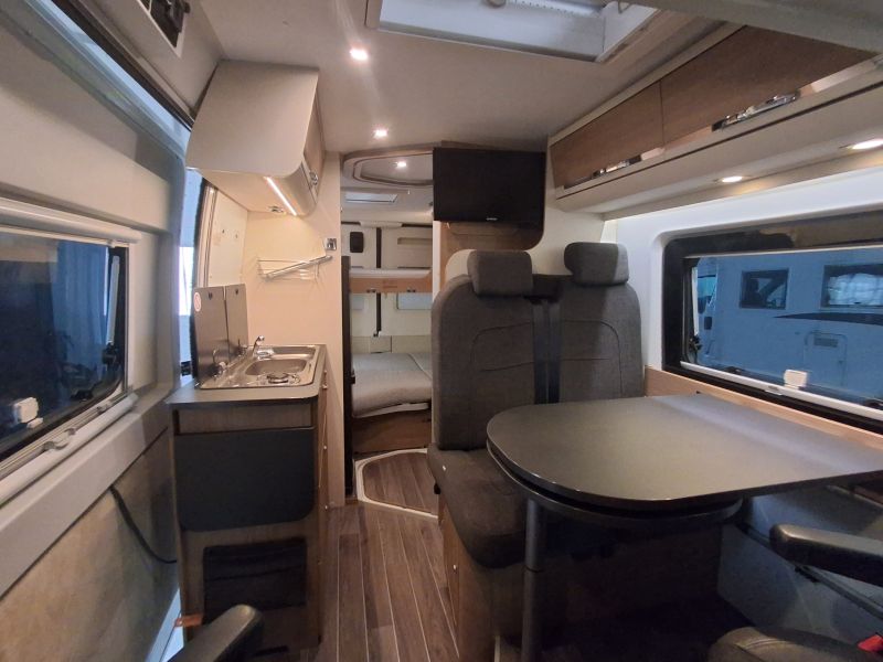 En venta Adria Twin SPT Family 600 Blanco 2019 Alicante foto 6