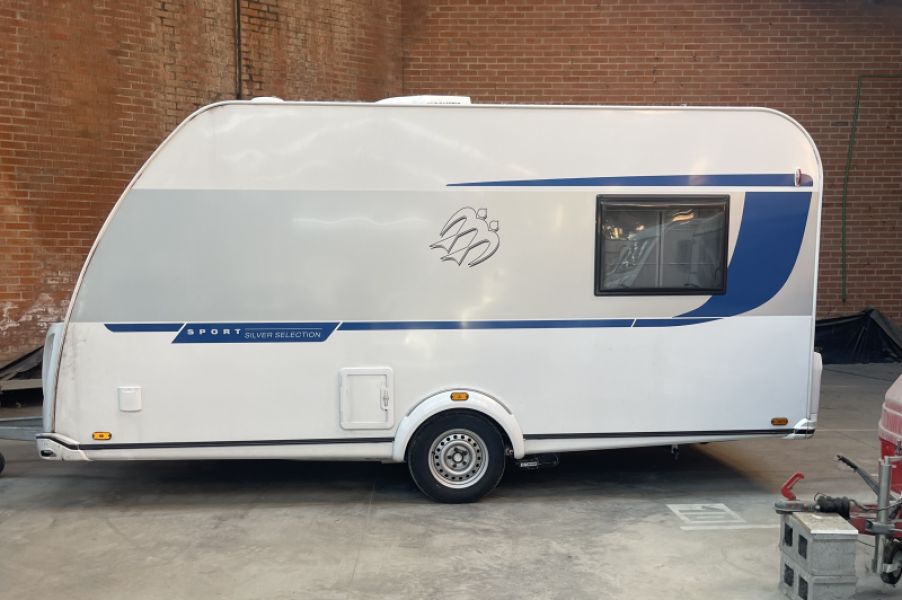 En venta Knaus 420 qd silver selection  Blanco 2020 León foto 11