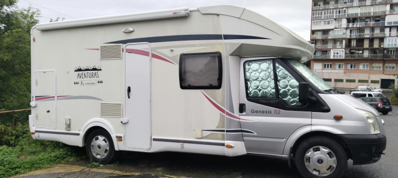 En venta Challenger Génesis 52  Blanco 2013 Burgos foto 2