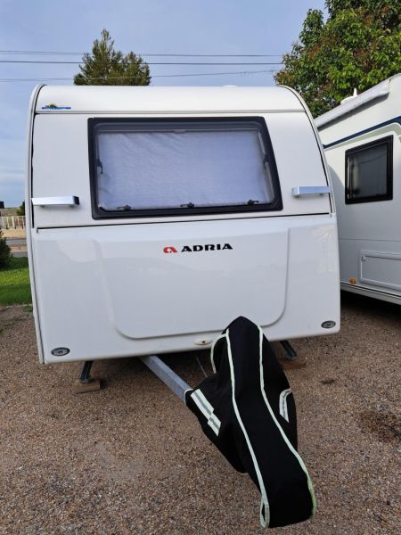 En venta Adria Aviva 360DK  Blanco 2022 Madrid foto 3