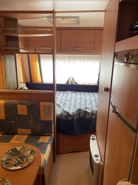 En venta Knaus Sport 500 QDK Blanco 2010 Barcelona foto 5