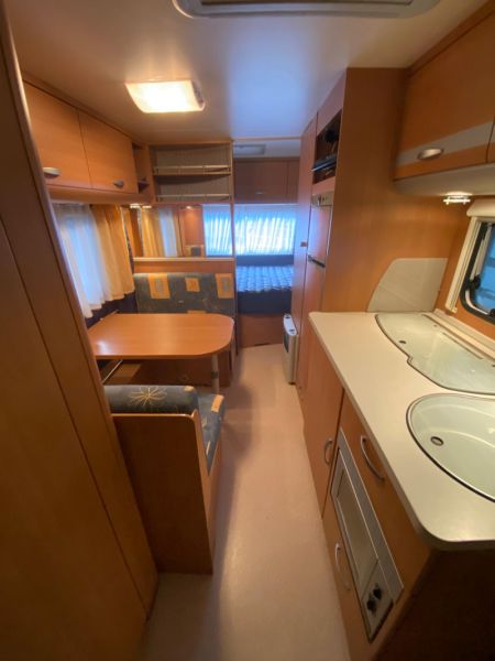 En venta Knaus Sport 500 QDK Blanco 2010 Barcelona foto 11