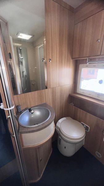En venta Challenger Genesis 30 Beige 2013 Barcelona foto 11