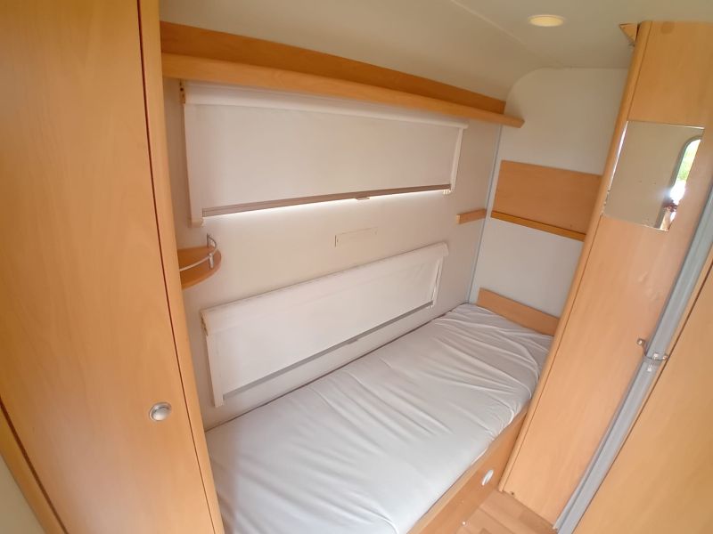 En venta Knaus Sport 500 QDK  Blanco 2006 Murcia foto 5