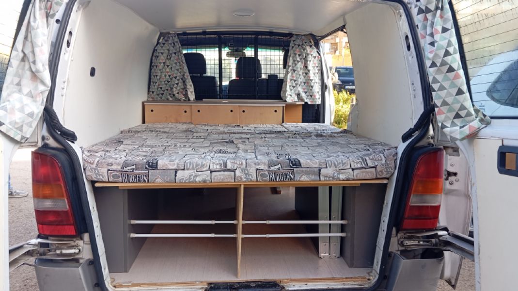 En venta Mercedes-Benz Vito Blanco 1999 Barcelona foto 6