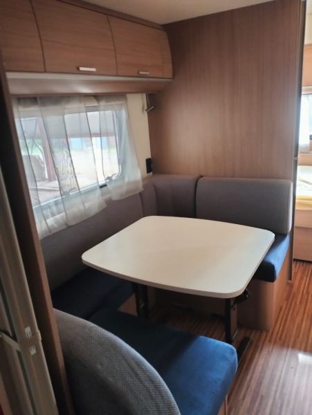 En venta Adria Aviva 495LM Beige 2016 Madrid foto 5