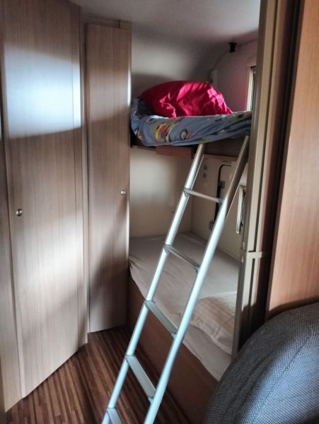 En venta Adria Aviva 495LM Beige 2016 Madrid foto 6