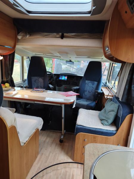 En venta Hymer / Eriba / Hymercar 686R Blanco 2010 Tarragona foto 9