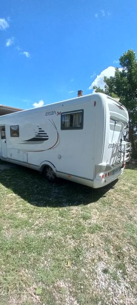En venta Hymer / Eriba / Hymercar 686R Blanco 2010 Tarragona foto 12