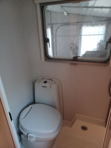 En venta Knaus Sudwind 550 FQ 2009 Asturias foto 9