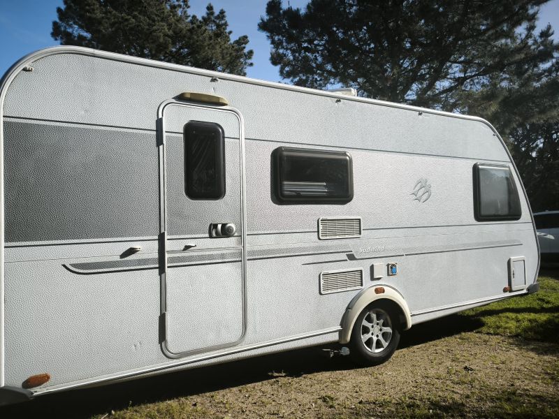 En venta Knaus Sudwind 500 fdk Blanco 2011 Guipúzcoa foto 3