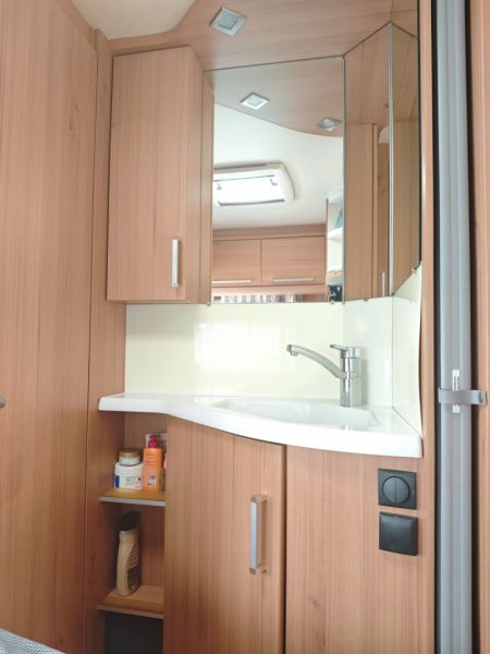 En venta Knaus Sudwind 500 fdk Blanco 2011 Guipúzcoa foto 9