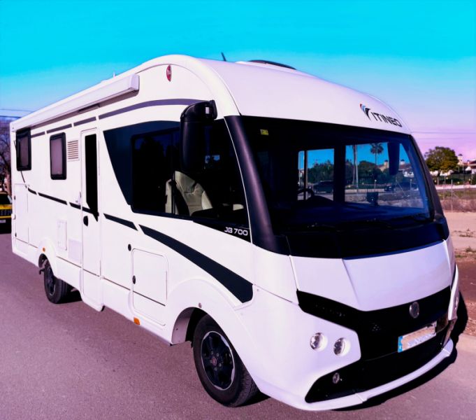 En venta Itineo JB700 Blanco 2018 Murcia foto 1