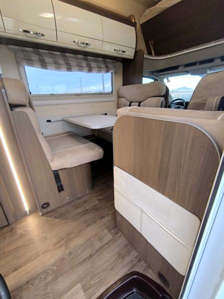 En venta CI International 700M Blanco 2021 Murcia foto 9