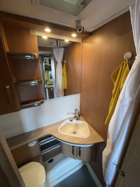En venta Knaus 500 SPORT QDK Blanco 2015 Guipúzcoa foto 8