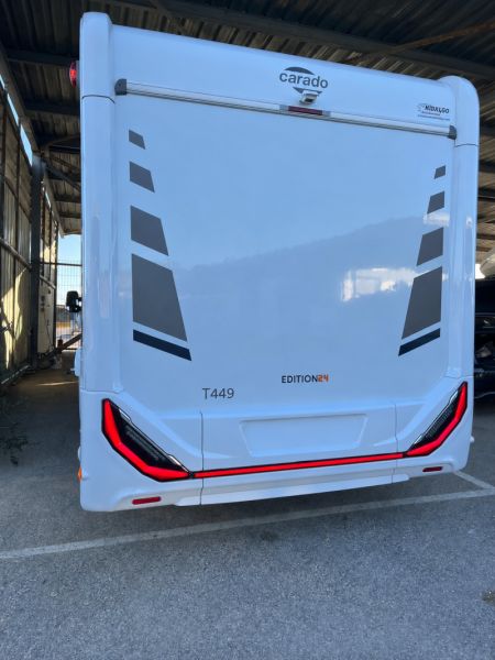 En venta Ford CARADO T449 EDITION 24 Azul 2024 Sevilla foto 2