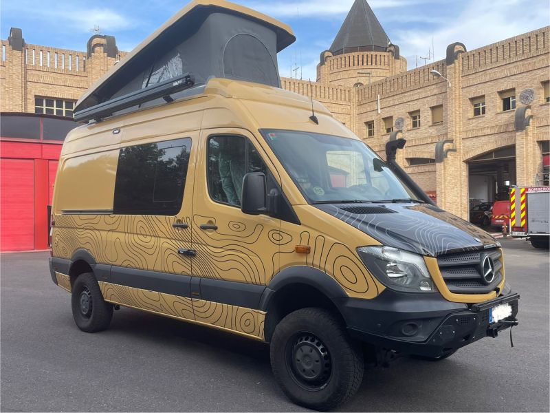 En venta Mercedes-Benz Sprinter 4x4 906 4X4 CAMPERIZADA Amarillo 2016 Toledo foto 2