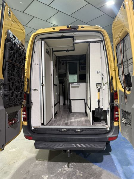 En venta Mercedes-Benz Sprinter 4x4 906 4X4 CAMPERIZADA Amarillo 2016 Toledo foto 5