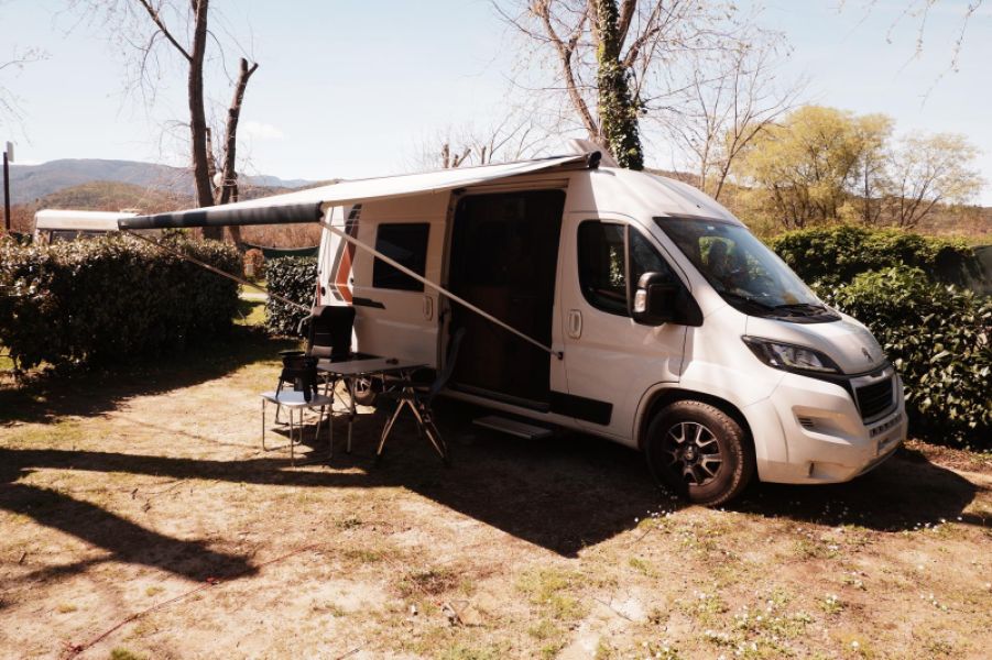 En venta Peugot WEINSBERG CARABUS MQ600 Blanco 2022 Barcelona foto 7