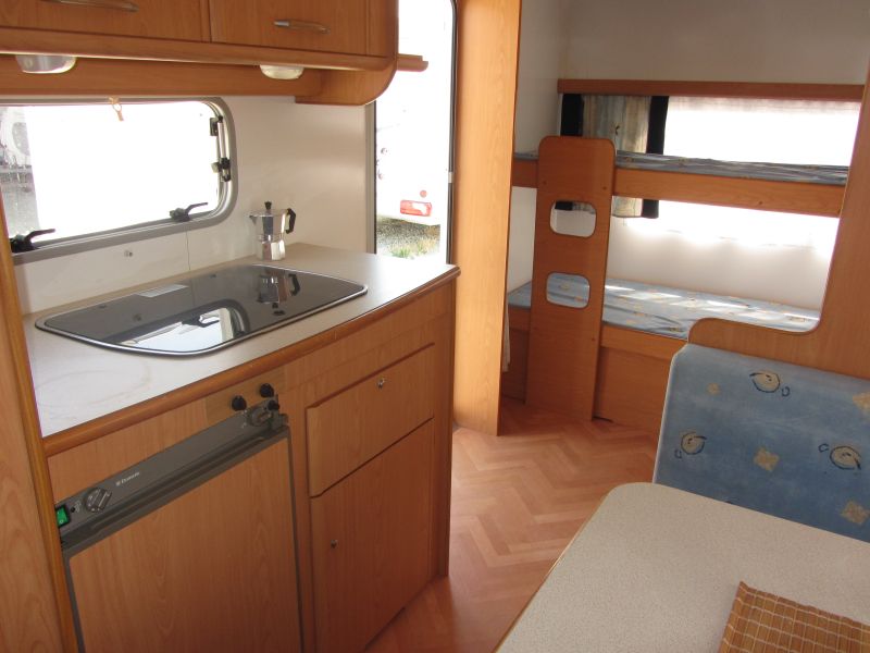 En venta P.L.A. PLUMA 560 Blanco 2004 Sevilla foto 8