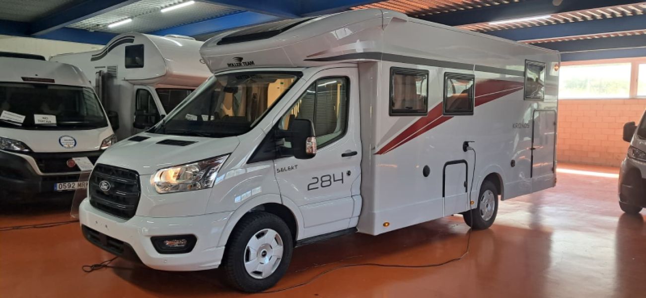 En venta Roller Team Roller Team Ford Kronos 284 TL Selekt Open Air 165 CV Automatic Blanco 2026 Barcelona foto 1