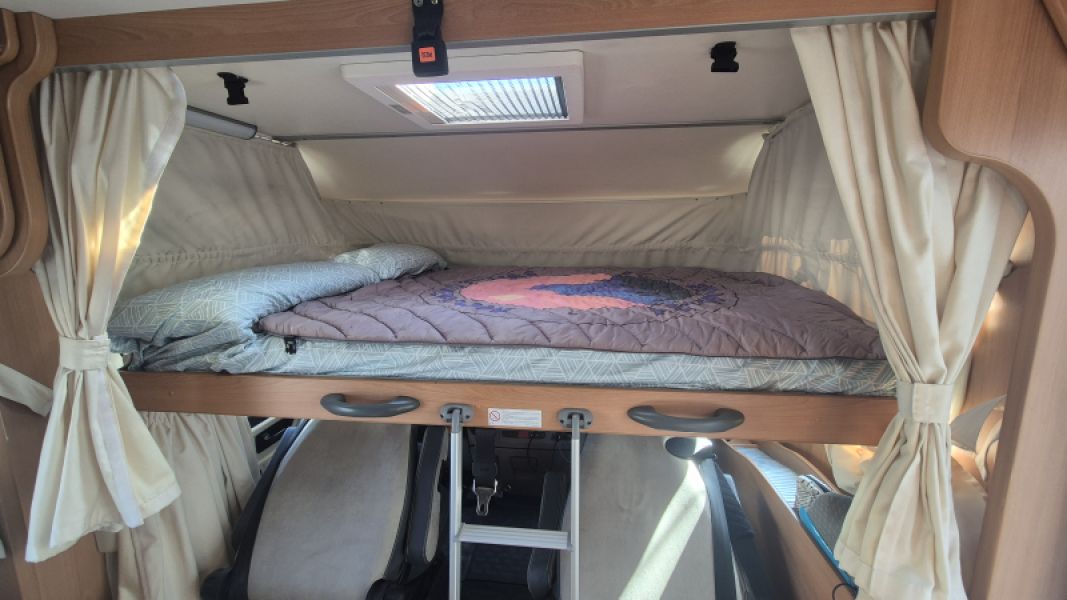 En venta Dethleffs Globebus Integral Azul 2008 Navarra foto 10