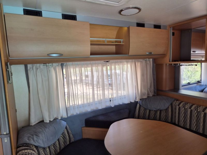 En venta Knaus Sudwing 500 FSK Blanco 2009 Valencia foto 3