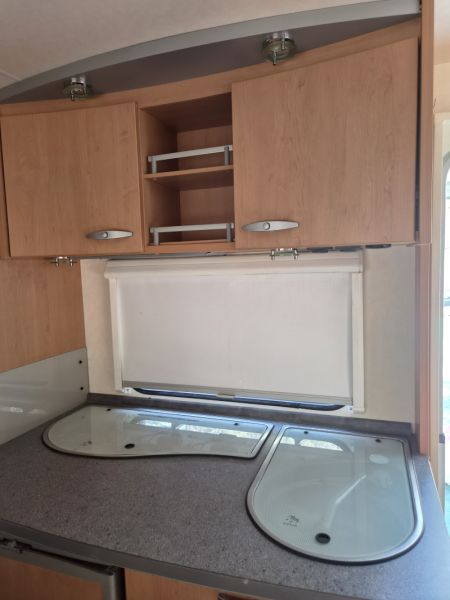 En venta Knaus Sudwing 500 FSK Blanco 2009 Valencia foto 8