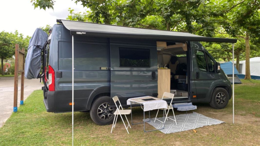 En venta Clever Runner 636 Gris 2021 Madrid foto 4
