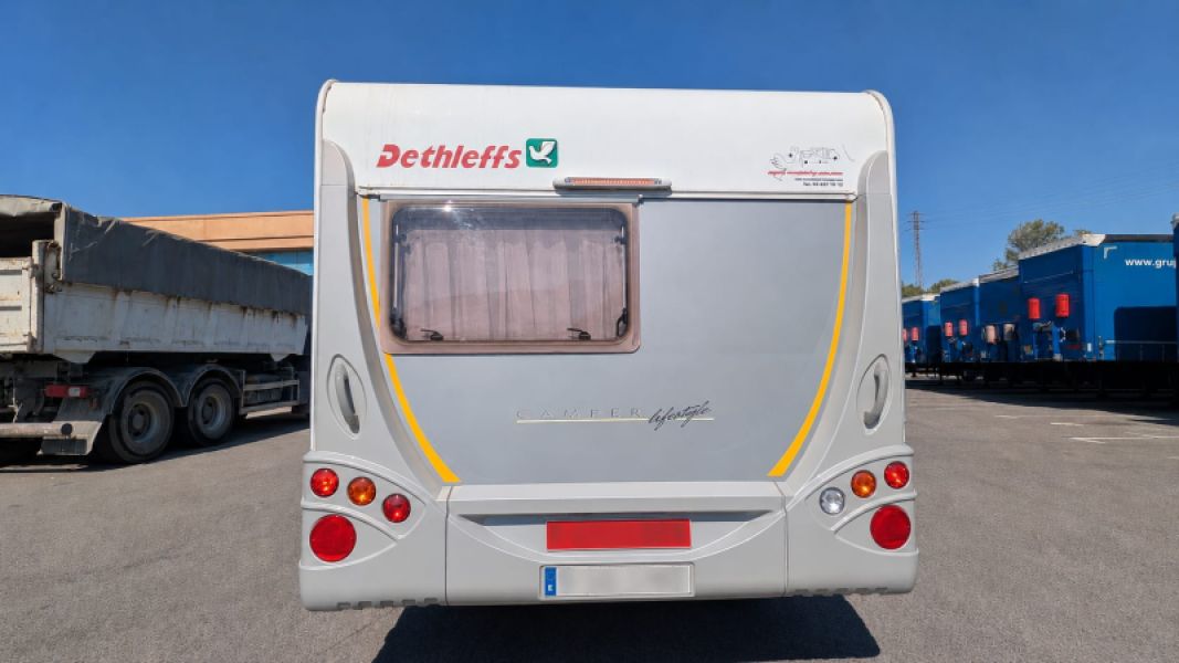En venta Dethleffs Camper Lifestyle 450 DB  Gris 2006 Barcelona foto 3