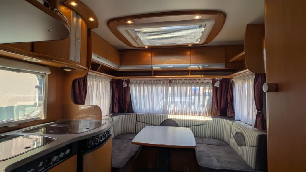 En venta Dethleffs Camper Lifestyle 450 DB  Gris 2006 Barcelona foto 8