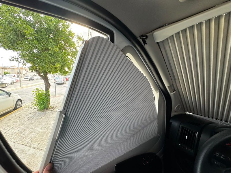 En venta Adria Twin Family 600 SP Axess 2021 Blanco 2020 Sevilla foto 4
