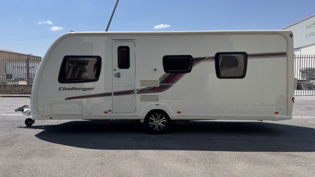 En venta Challenger Swift Challenger 580 Blanco 2011 Granada foto 2