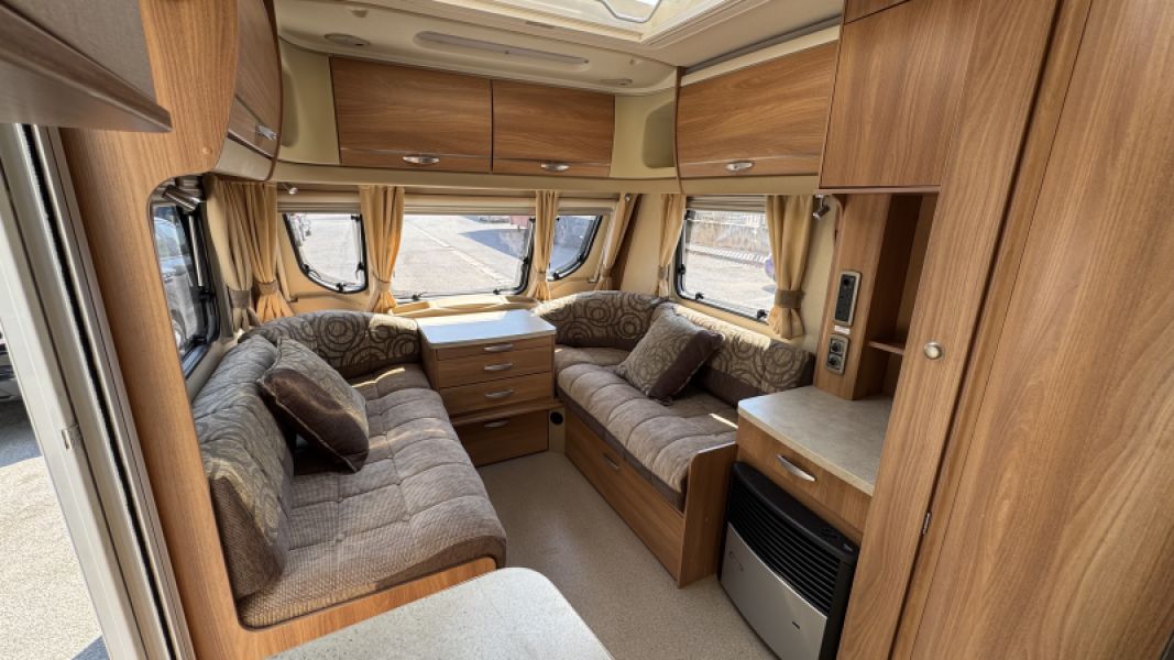 En venta Challenger Swift Challenger 580 Blanco 2011 Granada foto 6