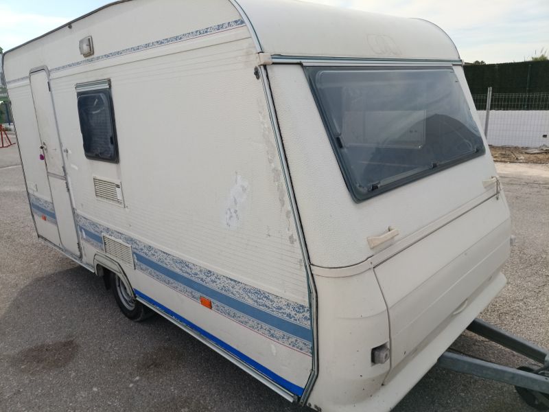 En venta Adria 390st Blanco 1998 Alicante foto 2