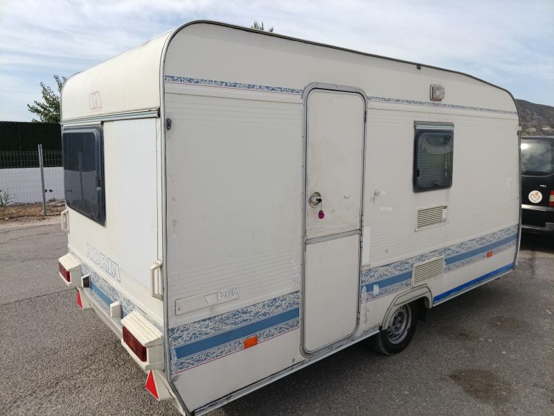 En venta Adria 390st Blanco 1998 Alicante foto 3