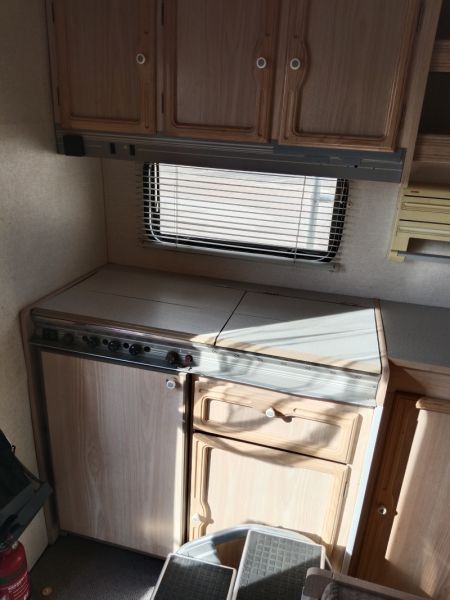 En venta Caravelair Bamba 416Luxe Blanco 1989 Alicante foto 8