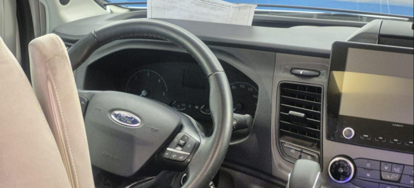 En venta Ford Challenger 337GA Graphite Premium Blanco 2020 Palencia foto 5