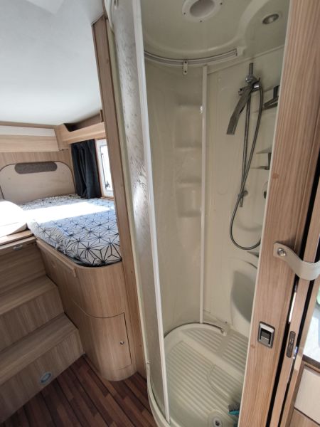 En venta Elnagh TLOFT 530 Blanco 2013 Barcelona foto 8